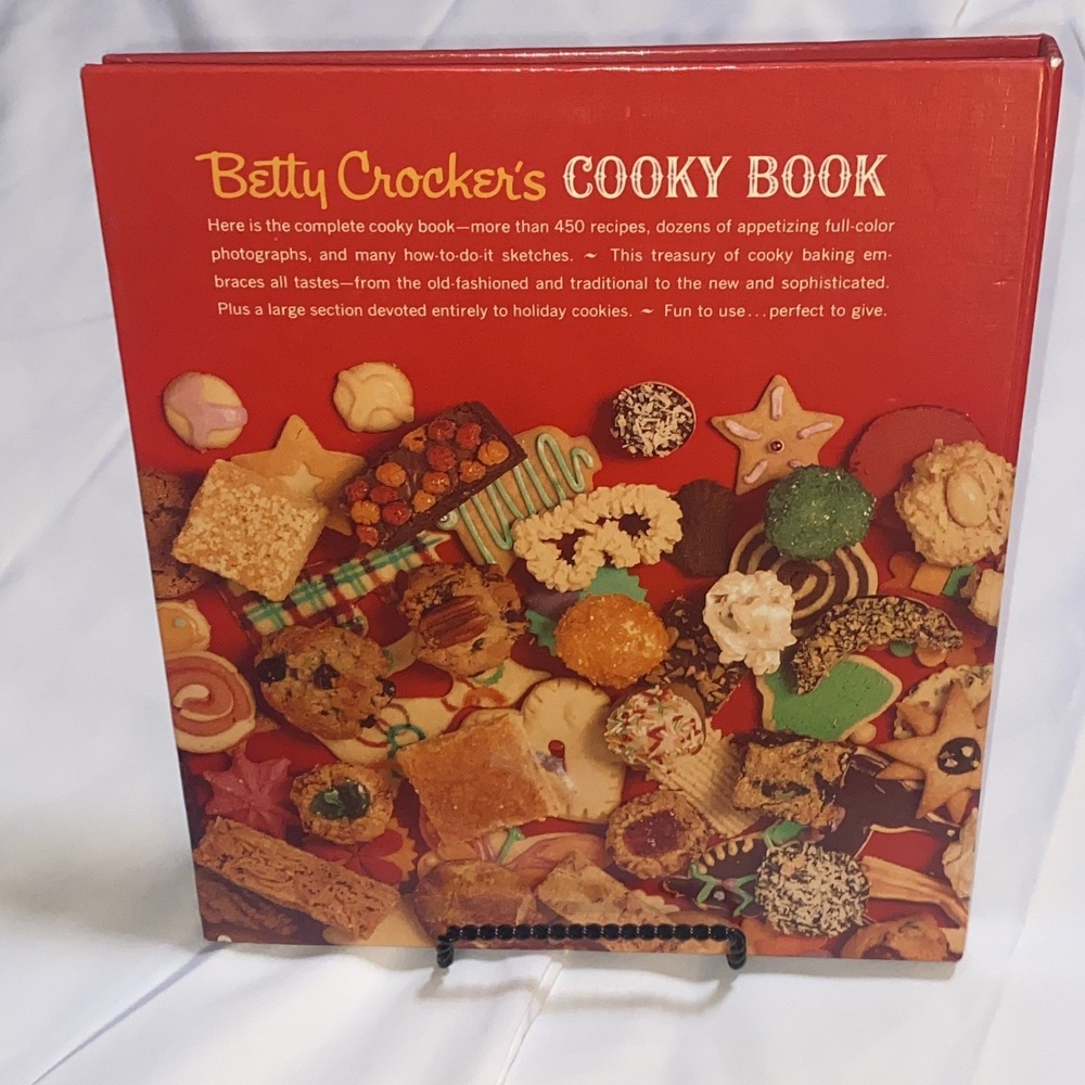 Betty Crocker's Cooky Book Recipes Cookbook Hardcover 2002 Vintage Illustrated - Picture 2 of 6